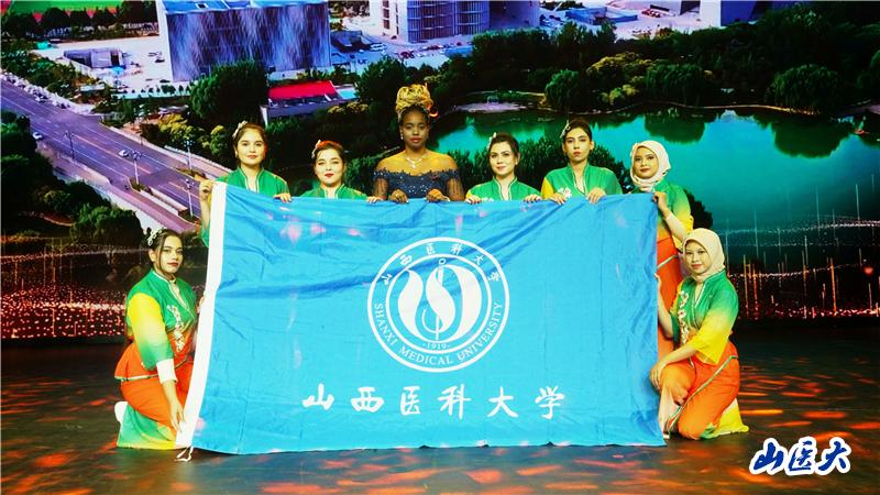 載歌載舞迎新春——我校留學(xué)生首次亮相晉中市春晚